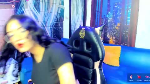     online show from February 14, 9:10 pm