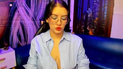     online show from February 11, 9:14 pm