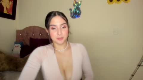 Jimena online show from October 4, 5:35 am