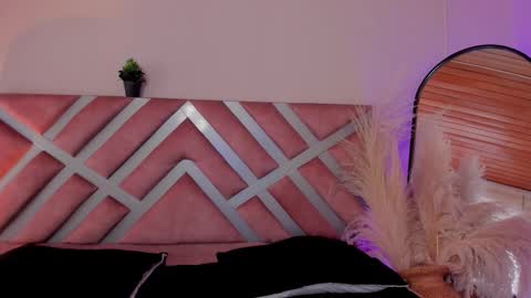 Call me Violet online show from September 16, 8:06 pm