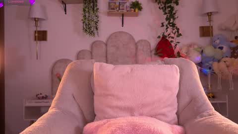 violeth___ online show from February 2, 1:10 pm
