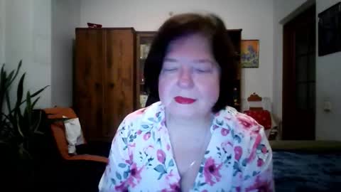 violetpulse online show from November 7, 5:40 pm