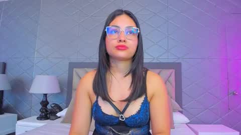 Violet Rousse online show from March 25, 2:53 pm