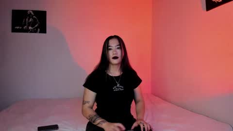 Violet salvatore online show from December 31, 5:33 am