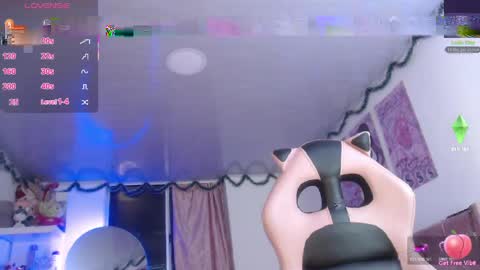 violett_brown9 online show from April 13, 4:03 am