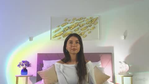 violetta_finch online show from April 18, 10:18 am