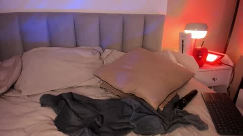 Violetta nur online show from December 14, 10:37 pm