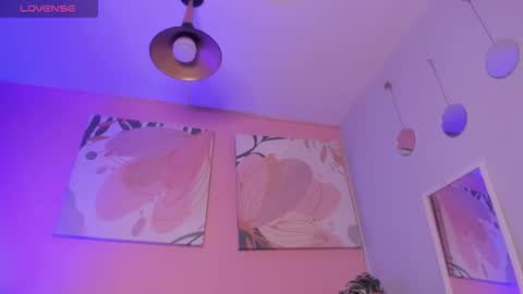 Violetta nur online show from October 3, 5:01 am