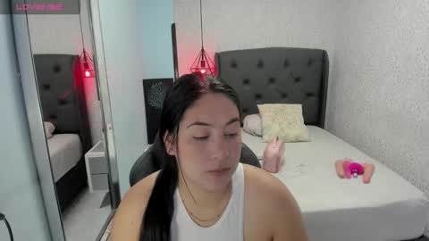 VIOLETTA online show from January 16, 12:23 pm