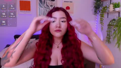 Violett Castel online show from June 1, 7:26 pm