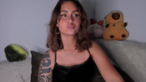 Violette  online show from September 22, 11:36 pm