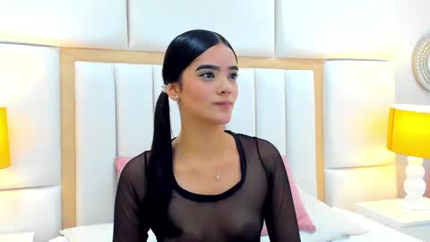 ViolettJhonson online show from December 18, 3:17 pm