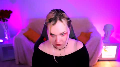 Violett online show from June 3, 8:37 am
