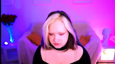 Violett online show from June 5, 8:09 am