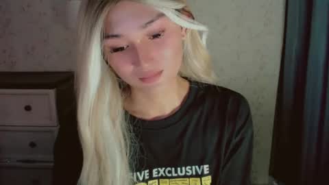 Pearl online show from March 21, 3:22 am