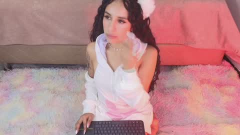 Vivi online show from January 16, 4:17 am