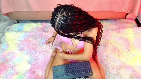 Vivi online show from December 5, 3:48 am