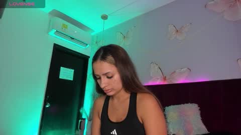 Viviana  online show from March 3, 12:27 am