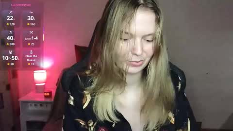 vivian_alison online show from September 25, 5:33 pm