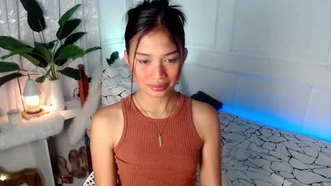 Vivian online show from February 3, 6:39 pm