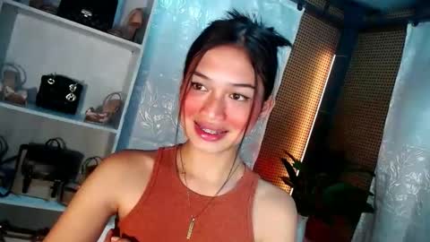 Vivian online show from January 6, 5:06 pm