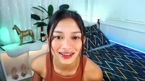 Vivian online show from March 3, 10:18 pm