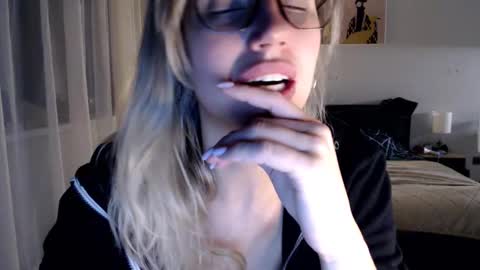 VI       online show from February 18, 4:15 am