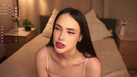 Nelly and Mari online show from December 18, 5:39 pm