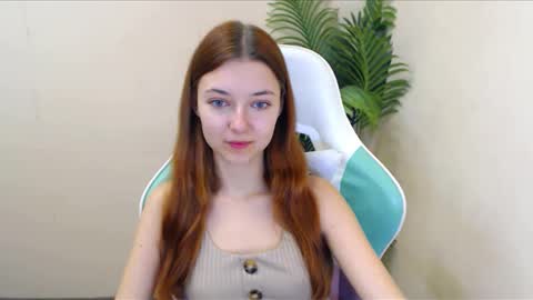 Vivien online show from December 13, 6:59 pm