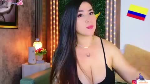 Vivi online show from June 23, 4:54 am