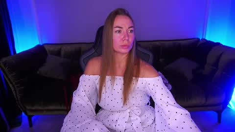 Ur Lady online show from November 6, 9:21 pm