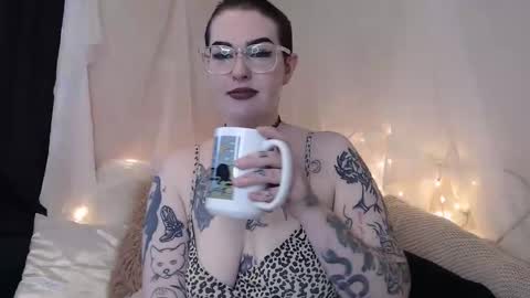 VIXIN online show from December 13, 6:49 pm