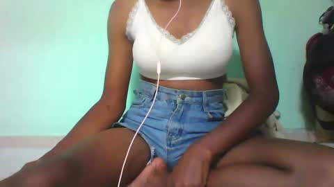 vounialdy online show from January 20, 4:34 pm