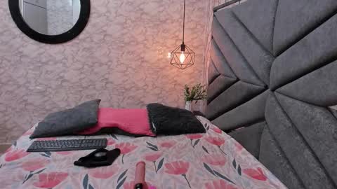 waleska   online show from September 13, 12:24 pm