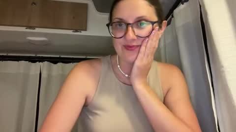 Jade online show from February 4, 12:51 am