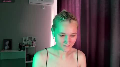 wanttodeep online show from November 21, 8:05 am