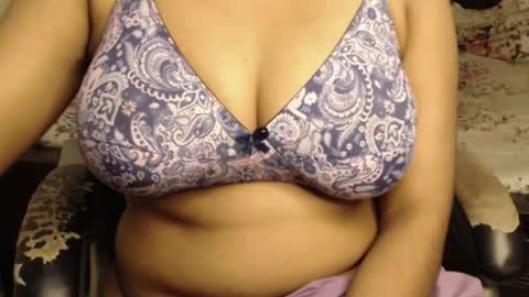 mina online show from January 17, 6:37 pm