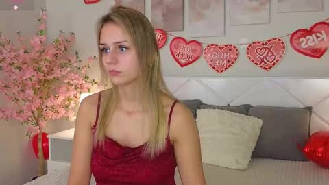 Im Wendy online show from February 15, 9:17 pm