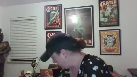 WendyCU online show from February 15, 5:30 am