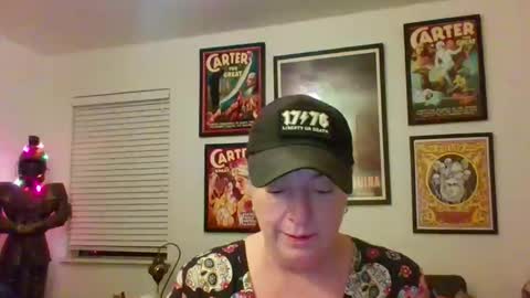 WendyCU online show from December 5, 4:45 am