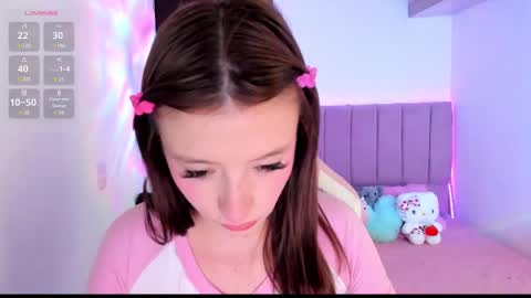 Wenstacie INDEPENDENT MODEL online show from February 10, 1:35 am