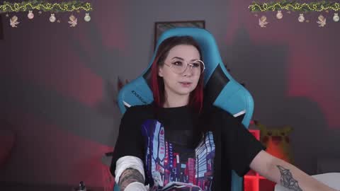 little girl who is always rightLisa online show from December 26, 2:12 am