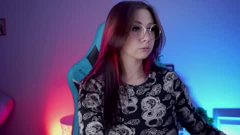 little girl who is always rightLisa online show from January 4, 2:03 am