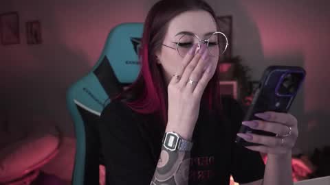 little girl who is always rightLisa online show from February 24, 1:44 am