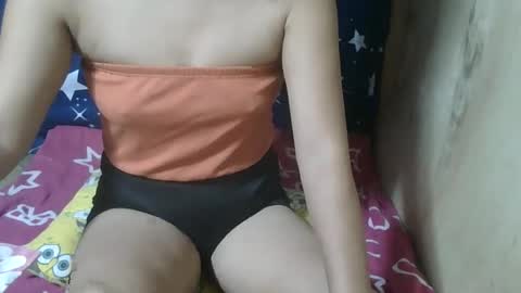 wetfussy_4u online show from October 31, 6:15 am