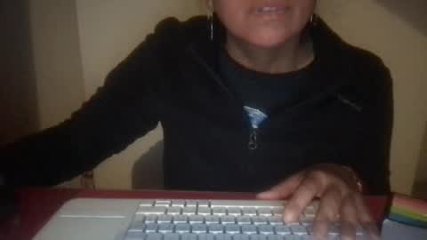 Mel online show from October 19, 4:42 pm