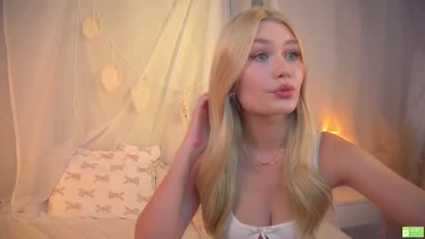 Chloe    NEXT STREAM - 1 december online show from February 16, 2:43 pm