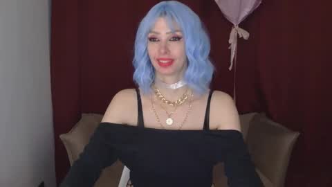 White Queen online show from February 23, 7:23 pm