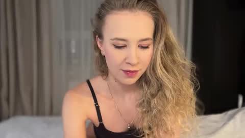 Alice online show from February 18, 7:10 pm