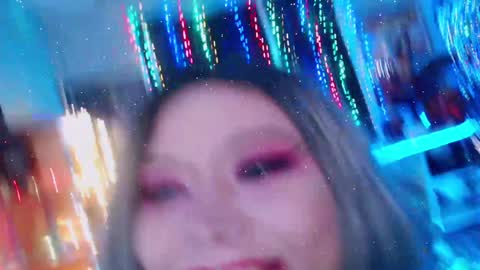 Laura  online show from January 13, 4:18 am